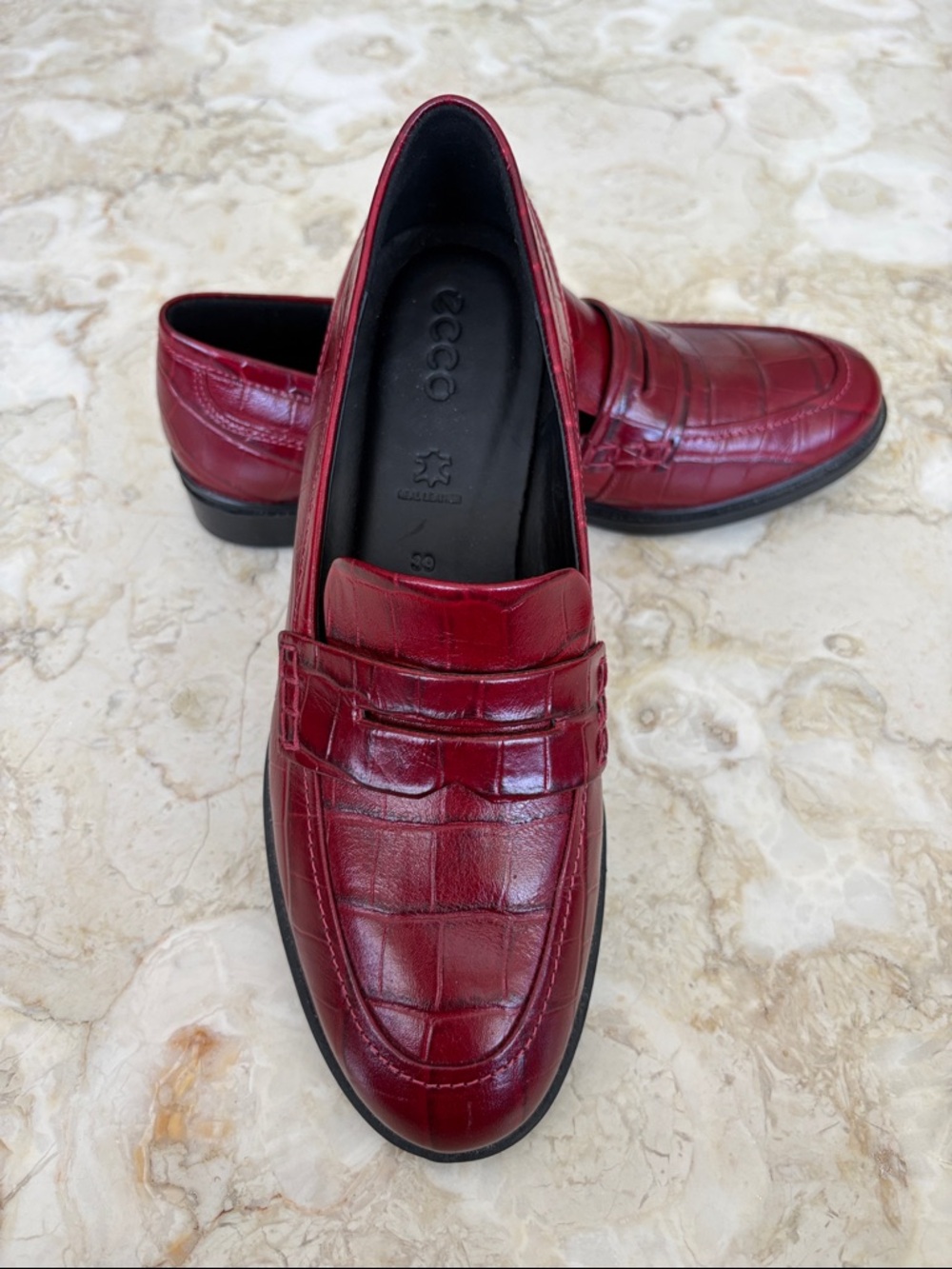 NEW! ECCO Women Dress Classic 15 ECCO Croc Embossed Red Leather Loafers